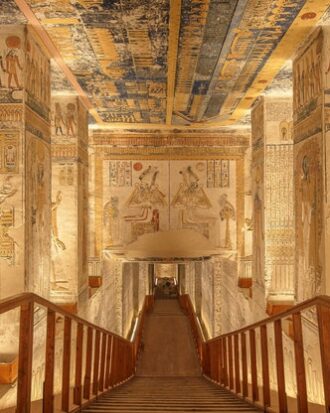 The tombs of the kings tour