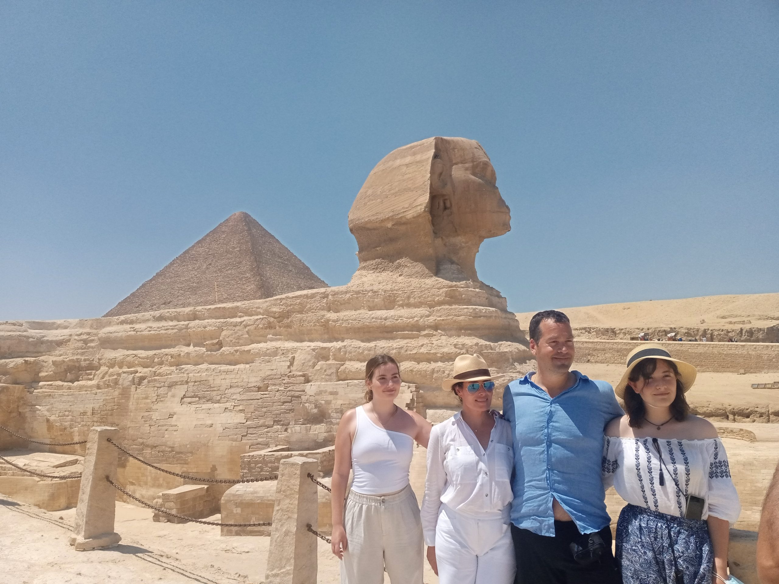 Transfer from Suez Port to Giza Pyramids & Back
