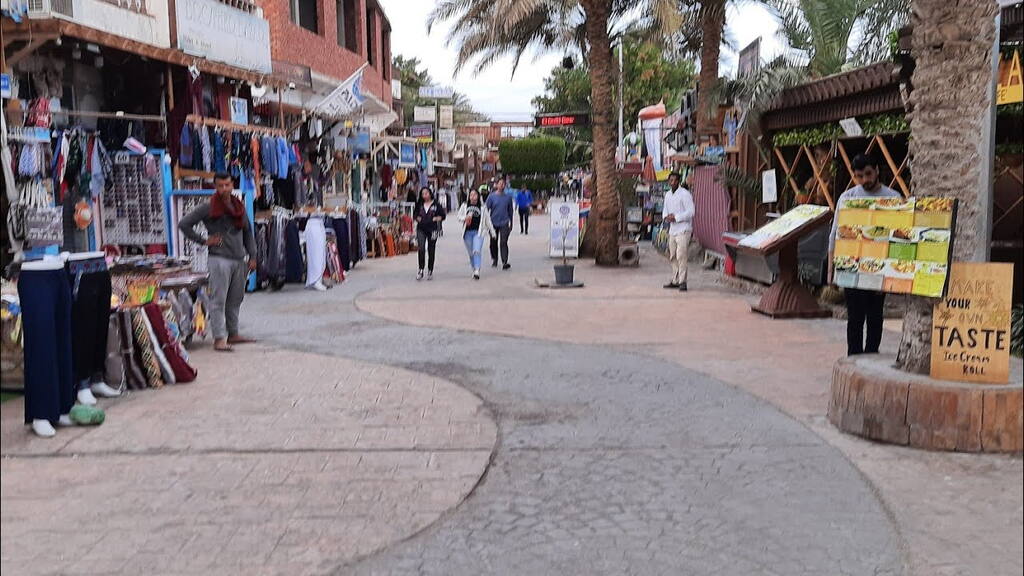 Live like a local in Dahab 