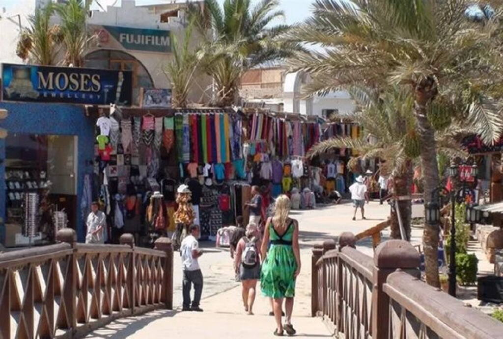 Live like a local in Dahab 
