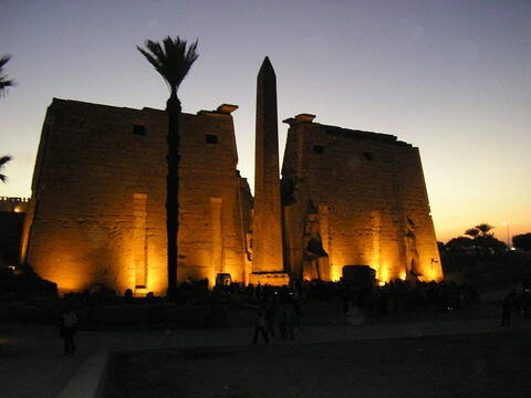 Transfer to Luxor